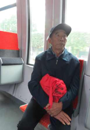 LMS on train to Nanterre