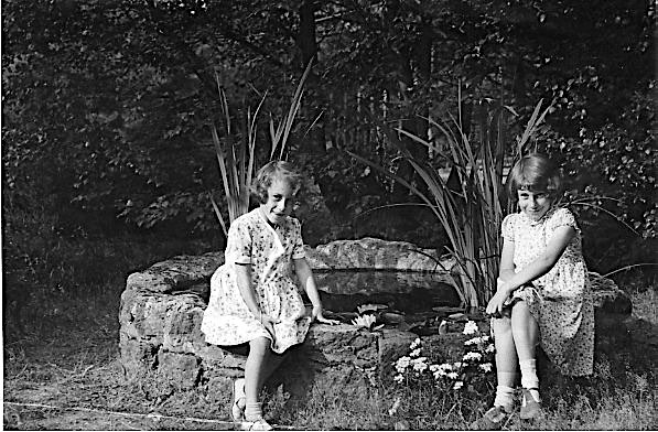 sisters 1935
